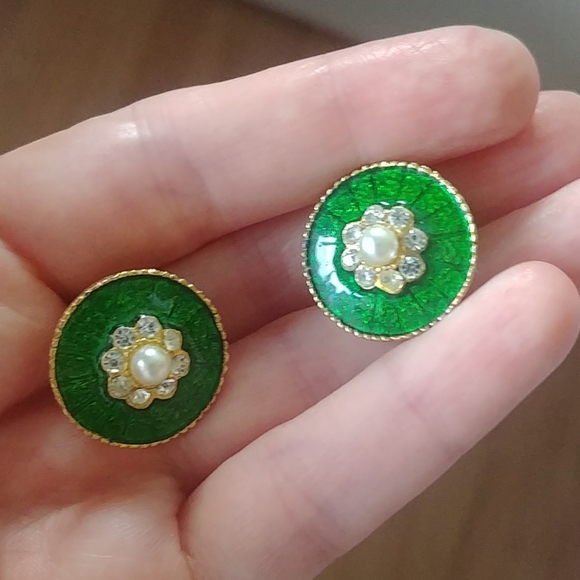 4/$15 - vintage green clip on earrings